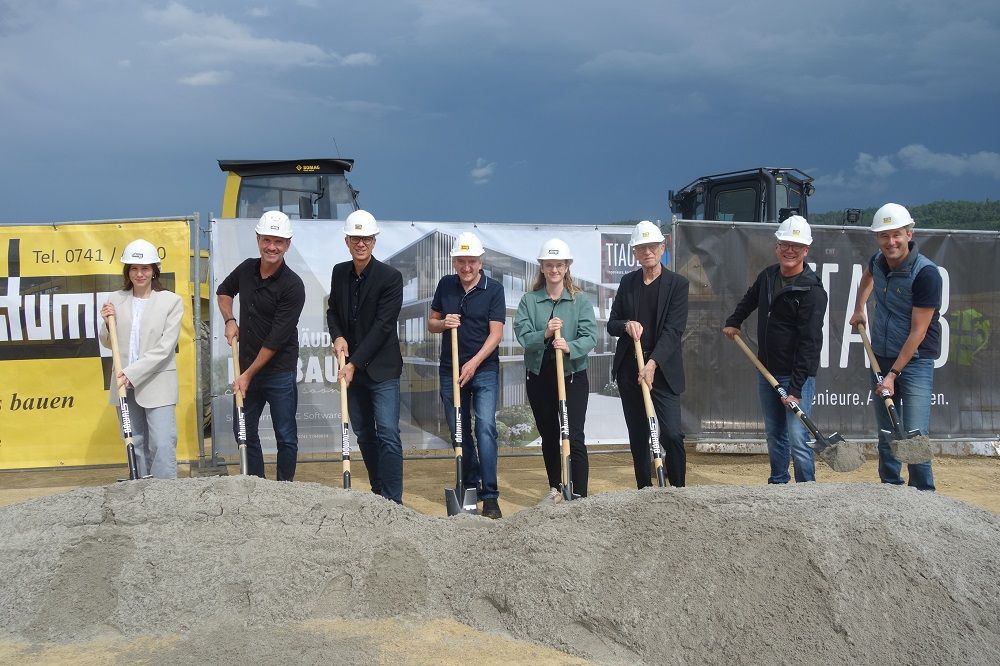 Spatenstich Neubau Fa. Schelhorn OWIG GmbH Spatenstich Neubau Fa. Schelhorn OWIG GmbH